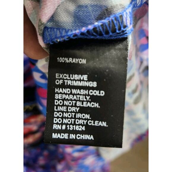 NEW Calessa Floral Embroidered Sleeveless Blouse Top Size Large - Picture 6 of 6